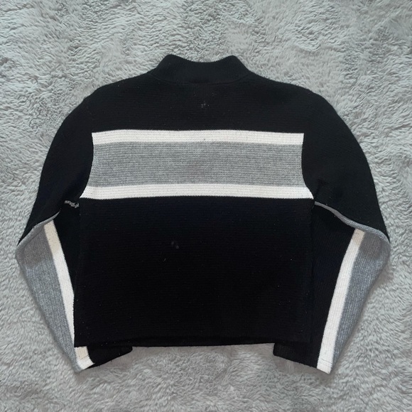 Crew Neck - Picture 3 of 3